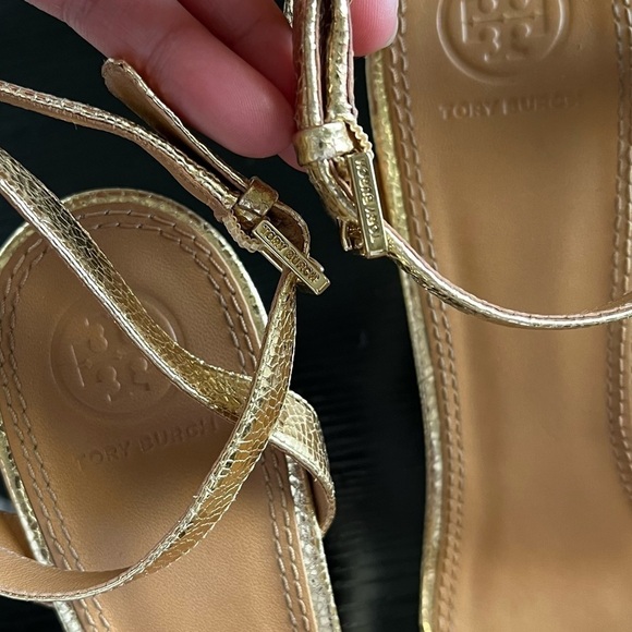 Tory Burch Elana Metallic sandals - Picture 4 of 7